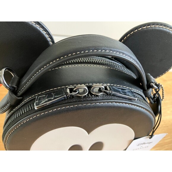 Coach X Disney Mickey Mouse Face Ear Pie Eye Leather Crossbody Bag Lightly Used - Picture 3 of 12